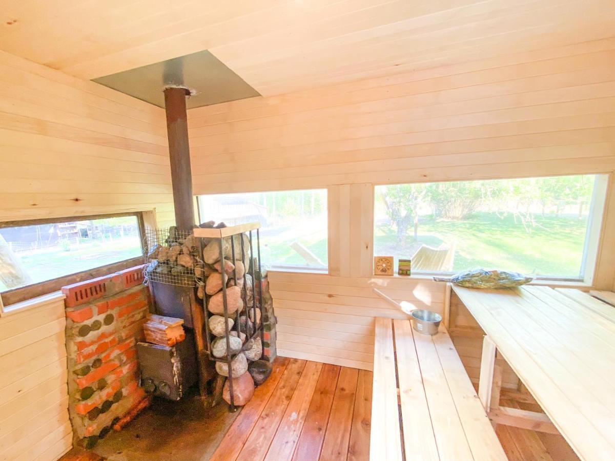 Private Farm Jakuzzi Sauna In The Forest Talsi Eksteriør billede